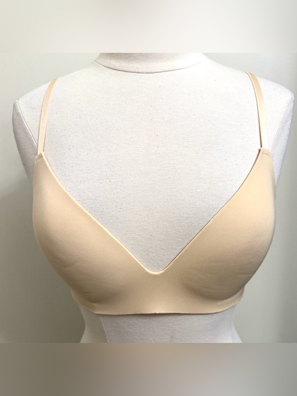 Rene Rofe' Essentials Cream 34C Soft Girl Buttery Soft Comfort Stretch Bra